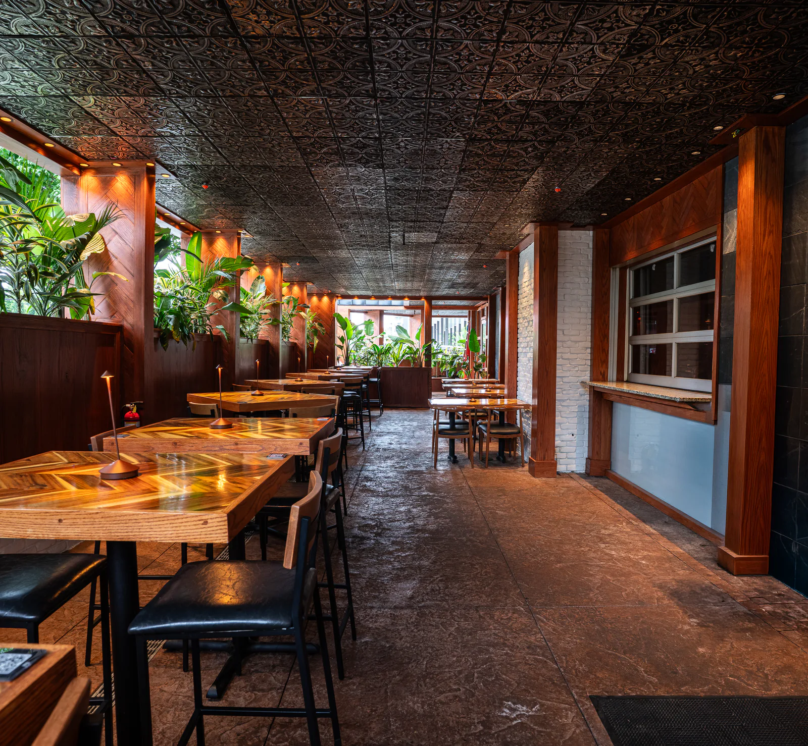 Rreal Tacos west midtown dining room, brand identity applied across twelve rooms by Resto Experience
