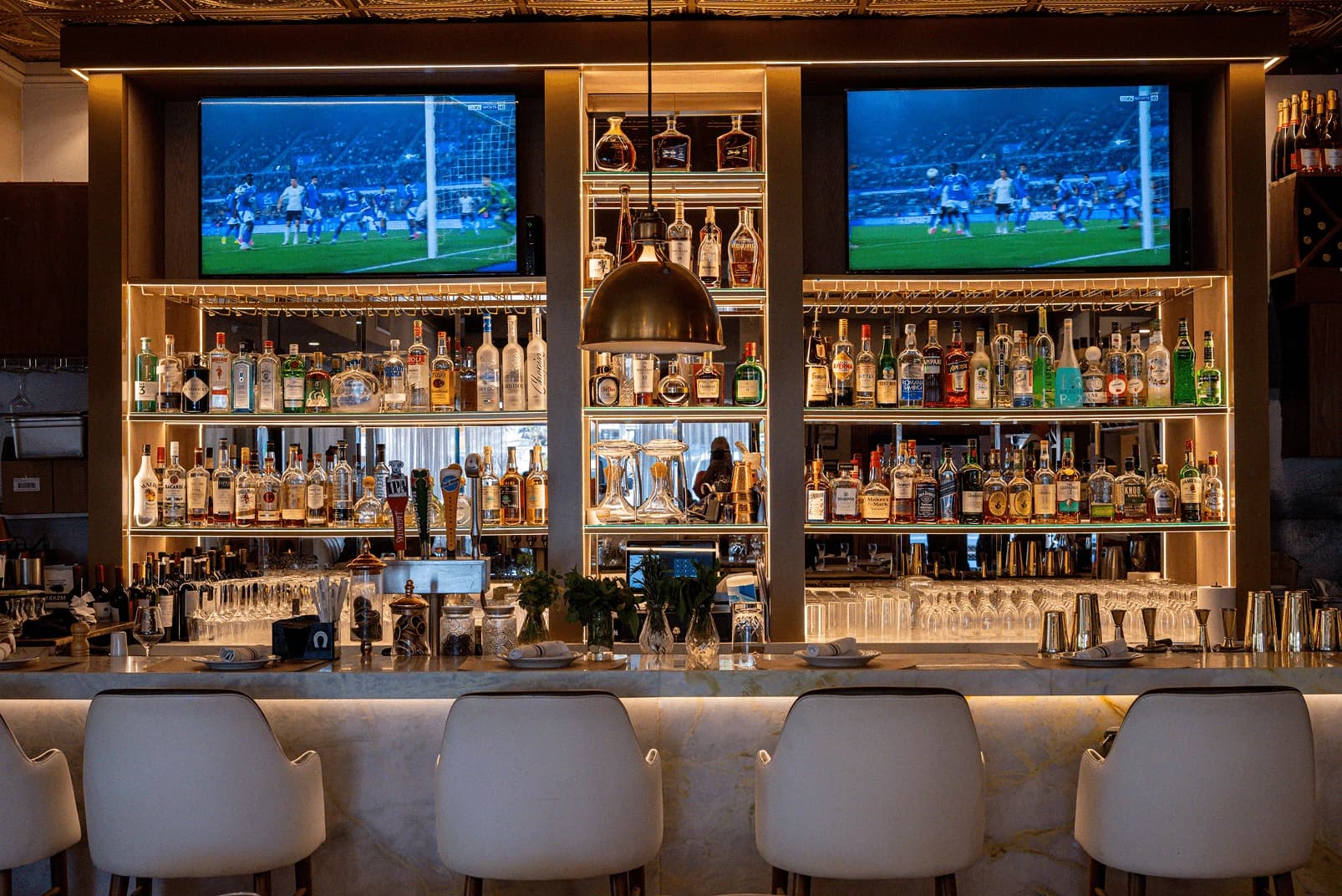 Baires Grill restaurant