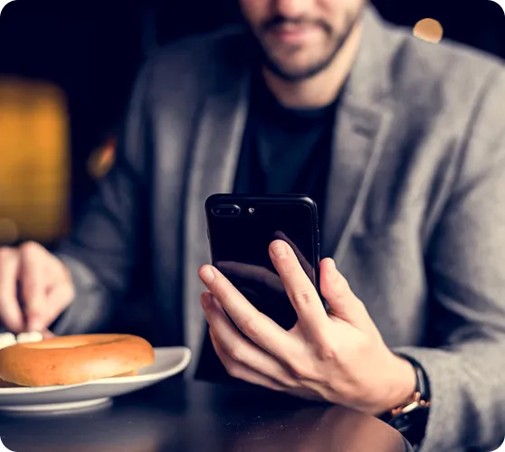 Ads that reach diners ready to book.